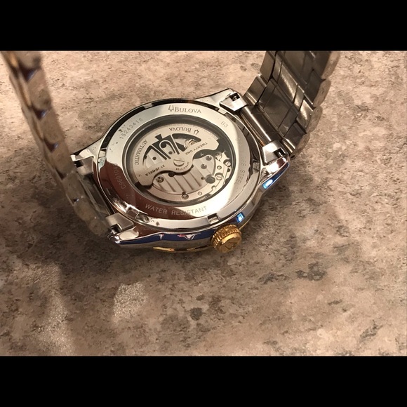 Bulova Open Heart Automatic - Picture 4 of 5